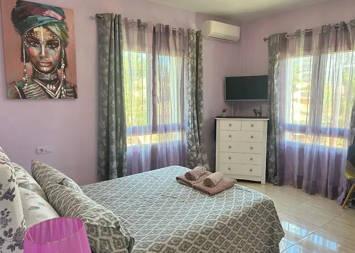 Paraisos فوينخيرولا